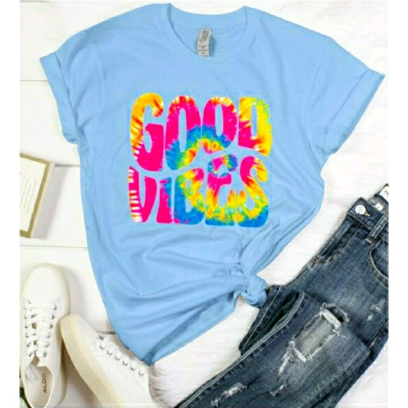 Tops - ✌️SOLD!✌️NWT! Tie Dye "Good Vibes" Graphic Tee
